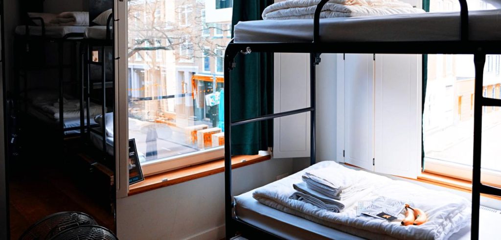 Top renters insurance for students living in university-owned dorms